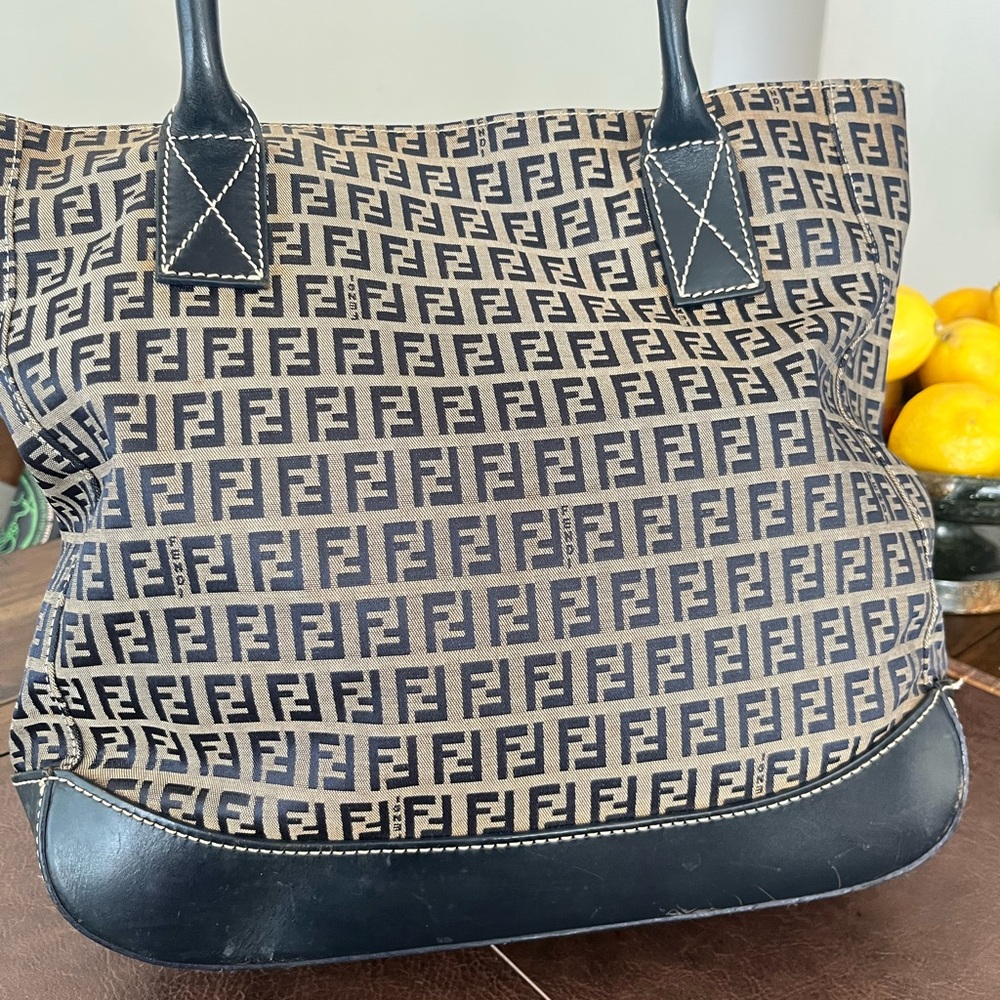 Fendi Brown and Black Women's Bag - Picture 3 of 15